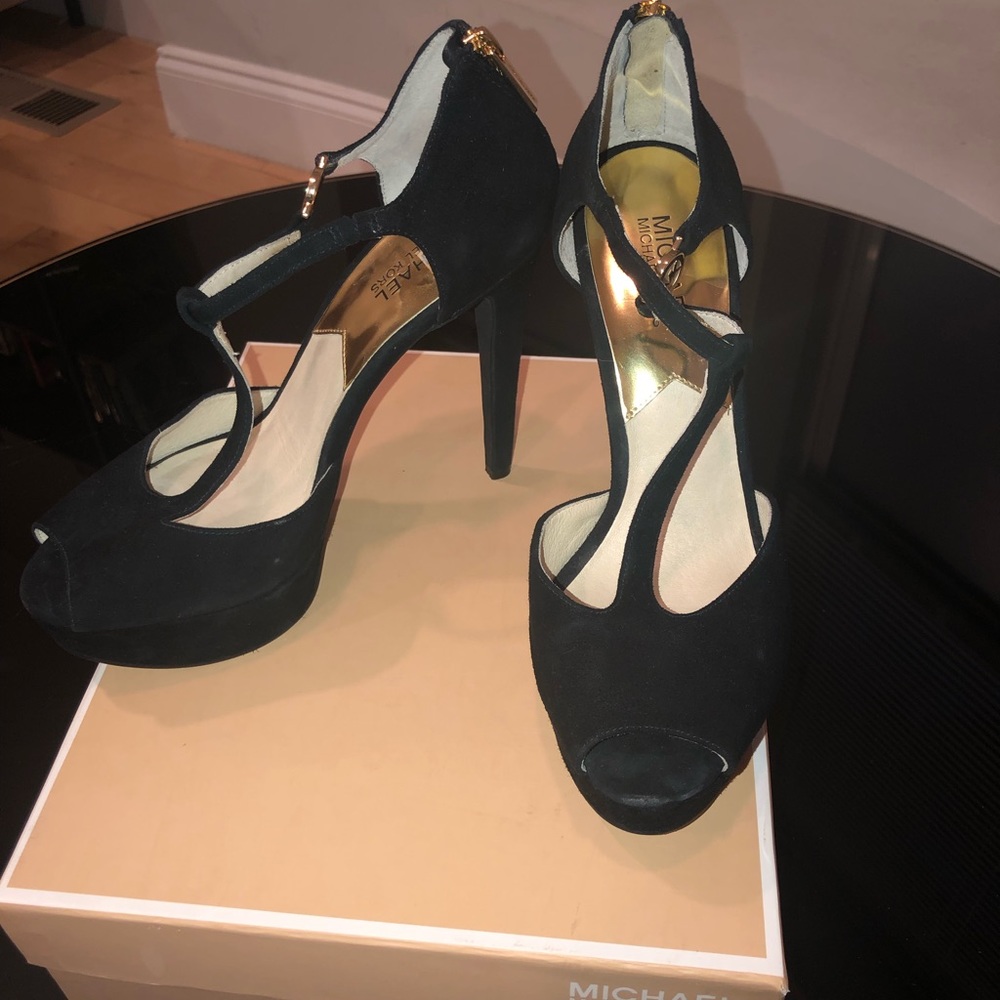 Womens size 10 Michael Kors platforms